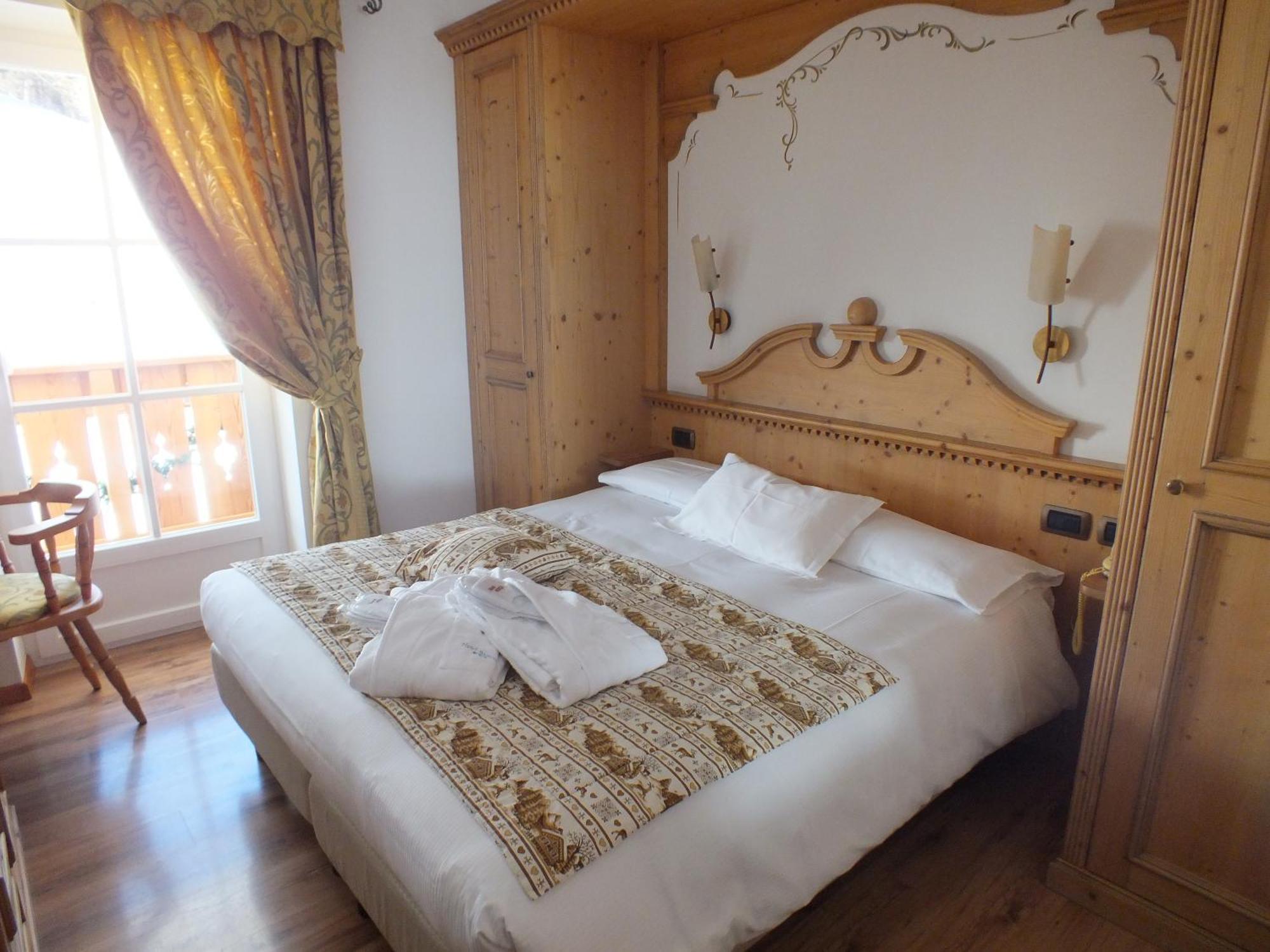 Monza Dolomites Hotel Moena Exterior photo