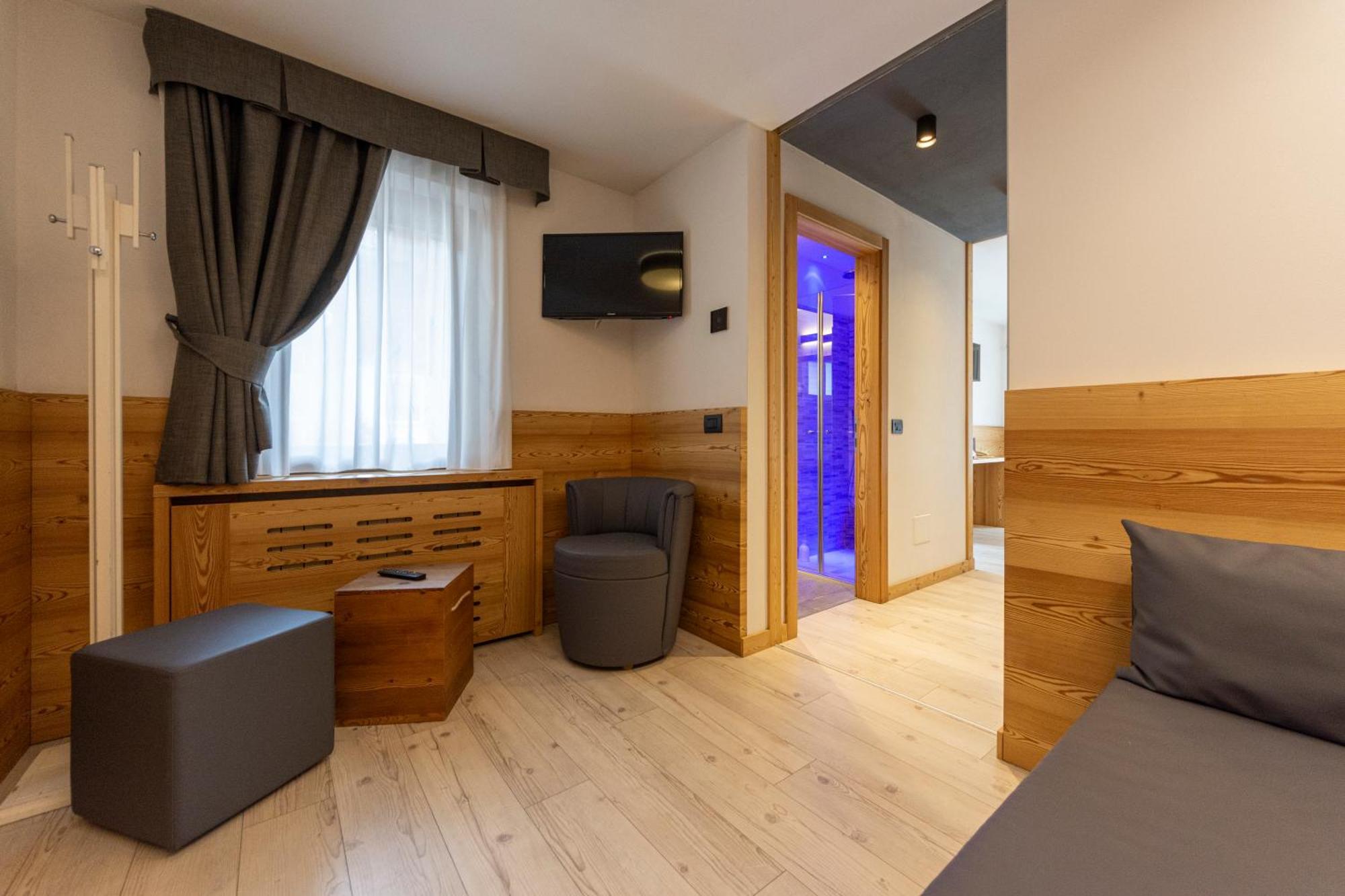 Monza Dolomites Hotel Moena Exterior photo