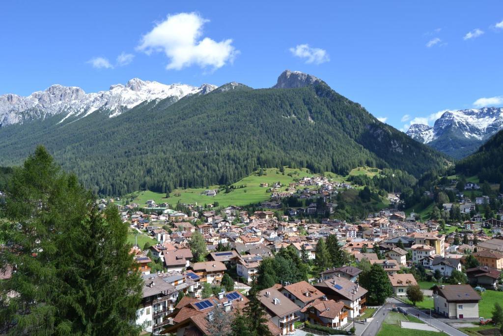 Monza Dolomites Hotel Moena Exterior photo